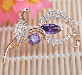 韩版时尚花朵胸针 xz151 精美水钻饰品厂家直销